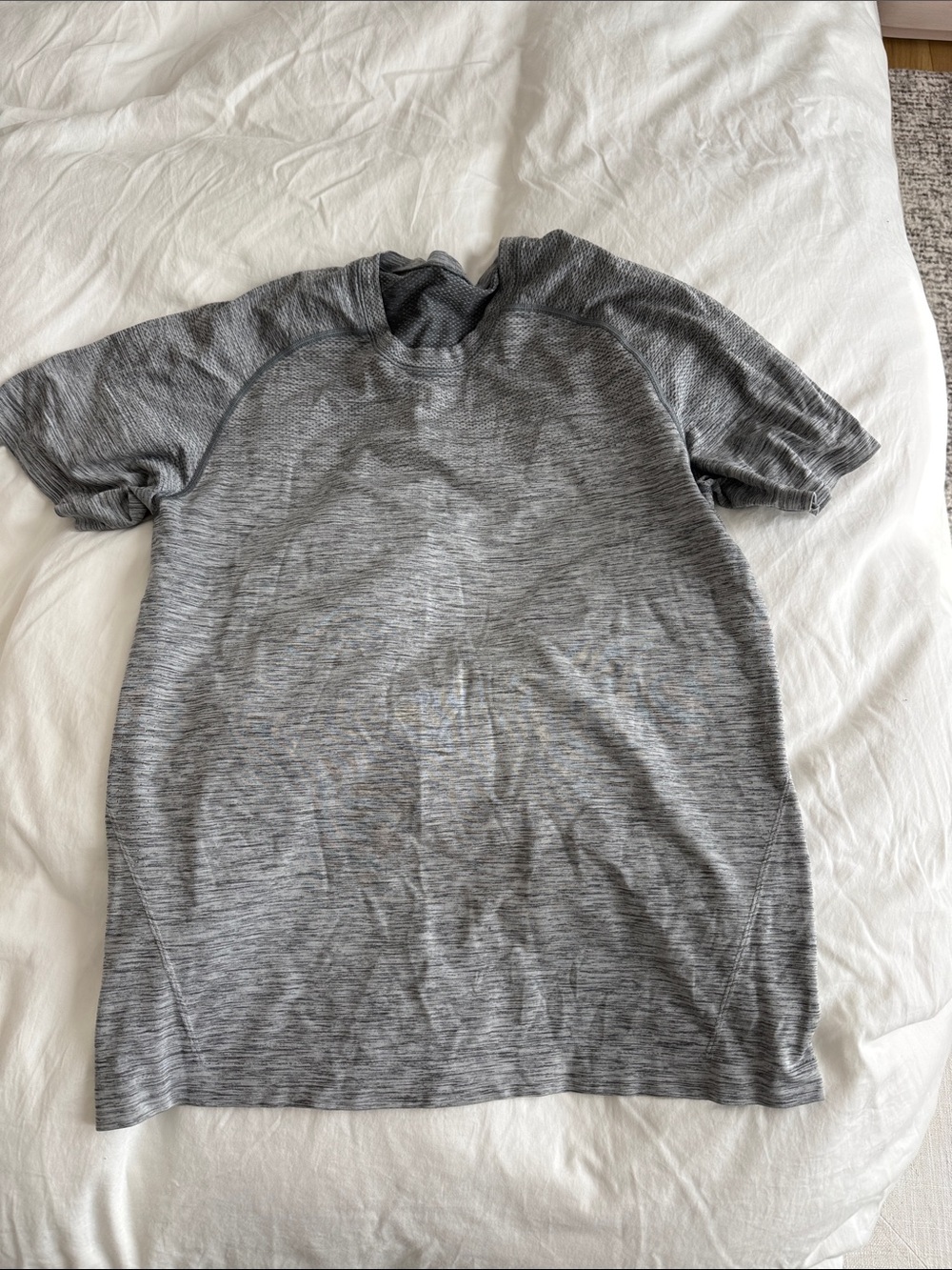 lululemon athletica Men's Heathered Gray Short Sleeve Tee